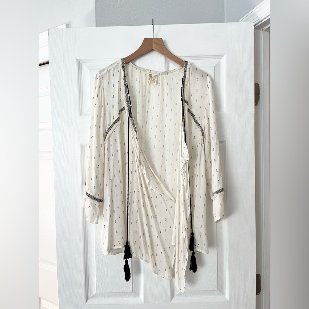 White and Black Sweater with Tassels